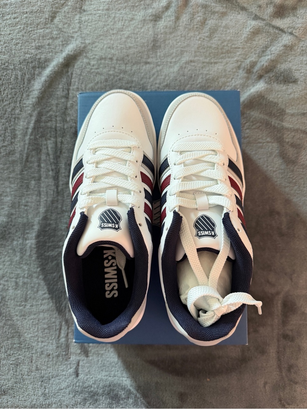7.5M/ 9W K-Swiss Court Palisades White Sneakers with Red & Navy Stripes - Picture 5 of 6